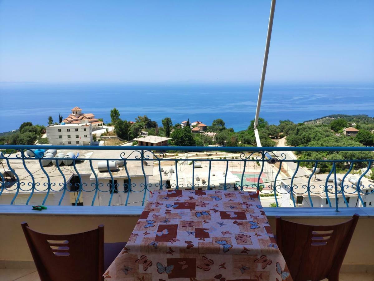 Let Rooms Lukova Exterior foto